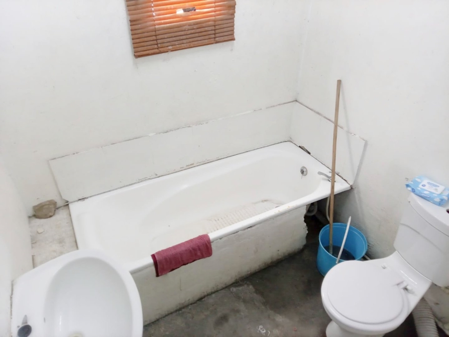 2 Bedroom Property for Sale in Leiden Western Cape
